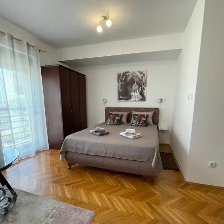 Apartman 62 - Besplatan Gradski Parking - Novi Sad Exterior foto
